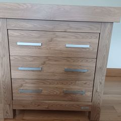 Charnwood Baby cot/cot bed and changer