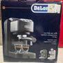 De'Longhi EC250 W expresso & cappacino maker Image 6