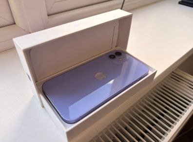 iphone 12 256Gb purple  with cable and box