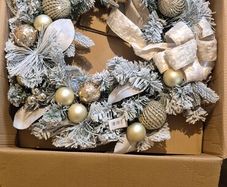 2 brand new Christmas wreaths