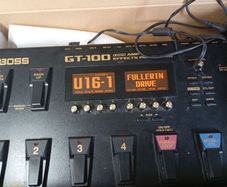 Boss GT 100