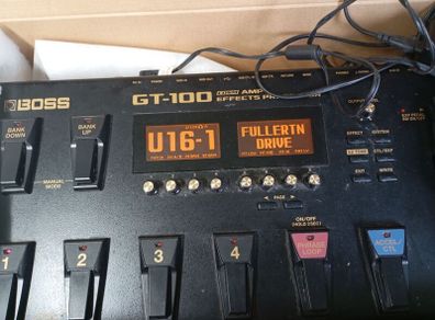Boss GT 100