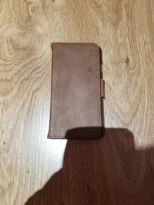 Snugg Leather Wallet Case for iPhone 5 and 5s