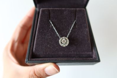 Swarovski sparkling dance una necklace
