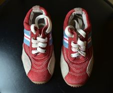 Girls' leather trainers