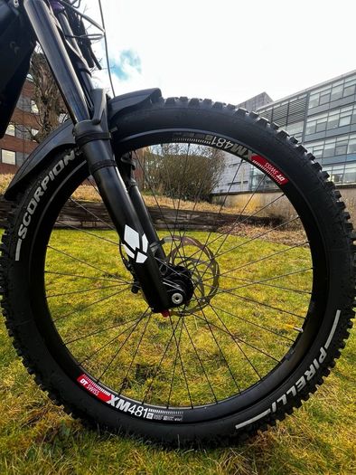 E-Downhill bike  Sam Venom 2.020