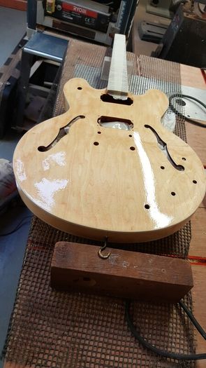 Epiphone Supernova. Natural, Nitro. Gibson Memphis pickups