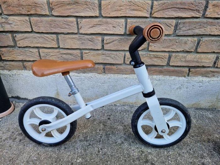Kids bike