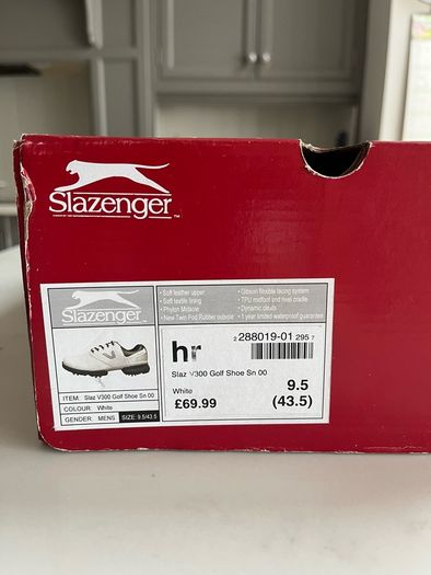 golf shoes