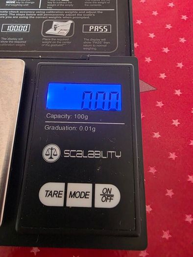 Portable 100g x 0.1g Mini Digital Scale