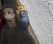 Gas bottle