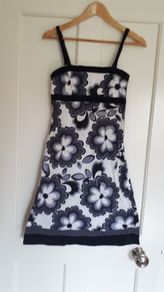 Oasis dress size 10