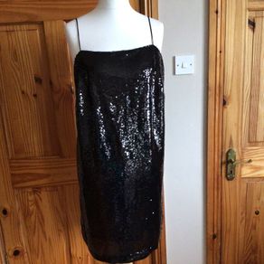 BNWTS H&M Ladies Festive Black Sparkly Sequin Evening wear party Dress  Size XL  Includes postage