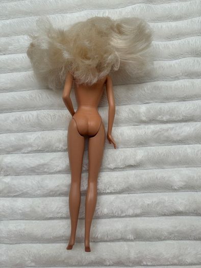 Vintage Barbie Matte Body 1999 Head 1998 Used dirty Please see pictures