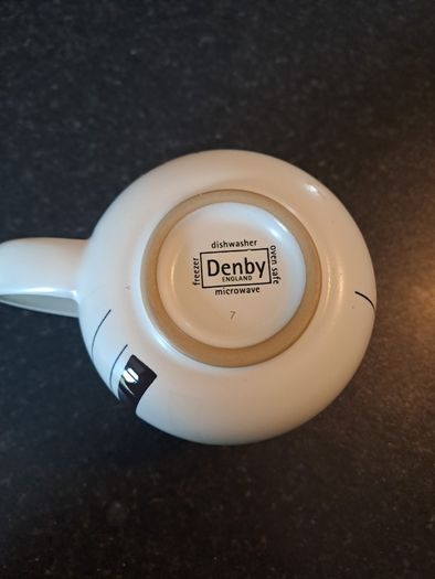 6 Denby oyster buffet saucers and mugs