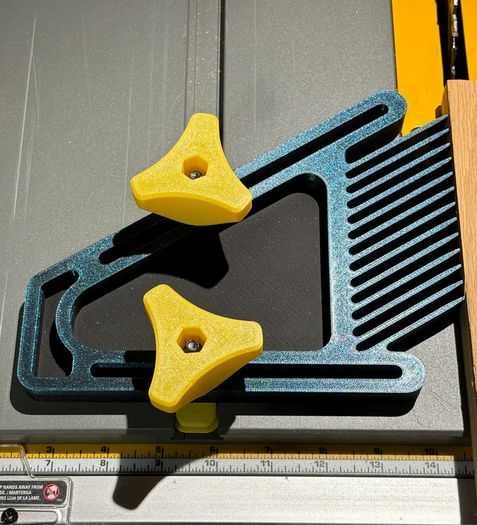 DeWalt DWE7491RS Featherboard Slides and Knobs