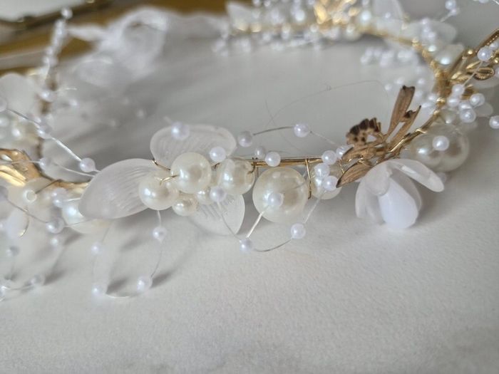 pearl floral headpiece