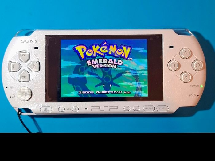 PSP 3000 Series Pearl White (Modded)
