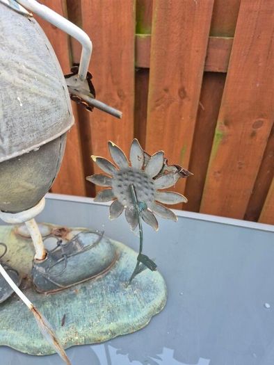 Metal Cow Garden Ornament & Planter Wobbly Head
