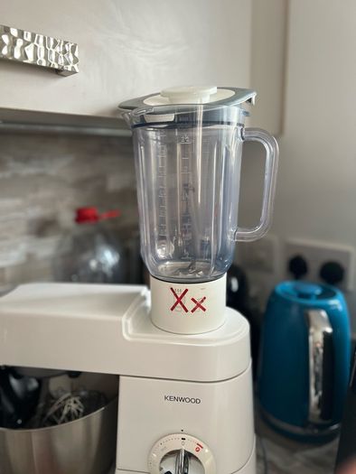 kenwood Premier Chef Kitchen Machine