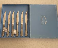 Newbridge knive set