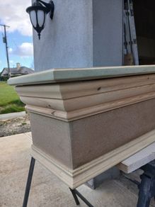 Mantlepiece ledge