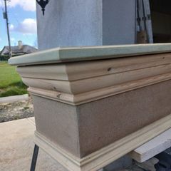 Mantlepiece ledge