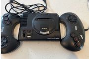 Official sega mega drive mini + 2 controllers + 42 preloaded games ( free post )