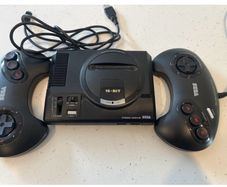 Official sega mega drive mini + 2 controllers + 42 preloaded games ( free post )