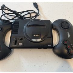 Official sega mega drive mini + 2 controllers + 42 preloaded games ( free post )