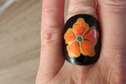 Flower wood ring, size M
