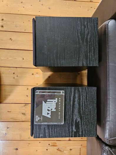 Edifier R2600 powered speakers