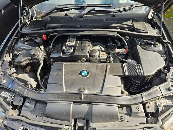 BMW e91 318i M Sport