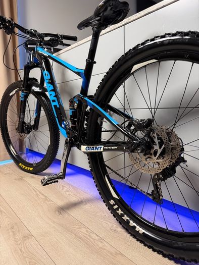 GIANT Athem Full Suspension Bike