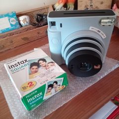 Fujifilm Instax SQUARE SQ1 & 2x film cartridges