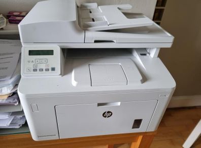HP LaserJet Pro MFP M227sdn