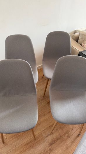 4 Semi-New Dining Chairs for Sale
