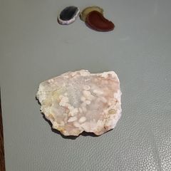 Quartz agate jasper slice