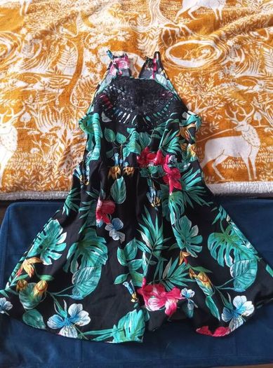 Women's dress