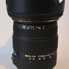 Sigma 17-50mm f/2.8 EX DC HSM Lens for Canon EF-S - Mint / Like New