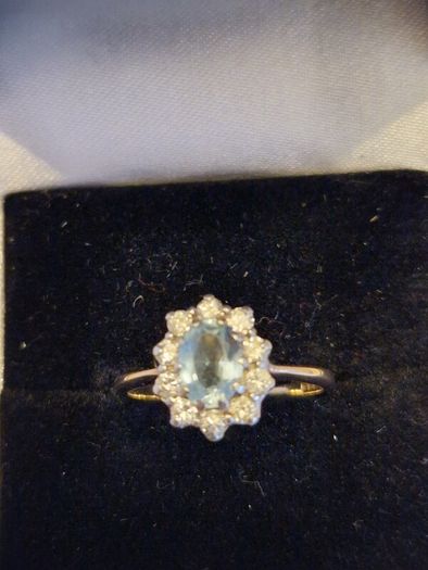 9ct gold ring