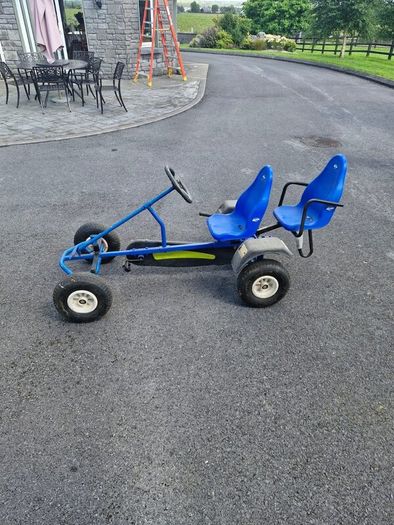Bicycles & scooters/ gliders / Go Cart