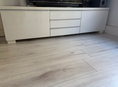 Besta BURS tv unit