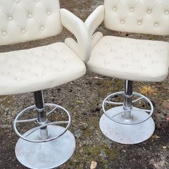 2 Cream Faux Leather Swivel Bar Stools / Kitchen Island Chairs