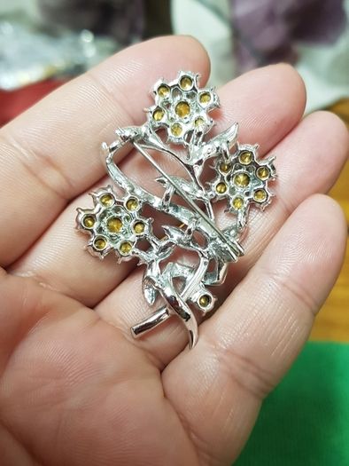 Brooch