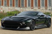 Aston Martin Victor Dark Green 2021 - 1/18 - NEW in BOX