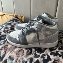 nike jordans