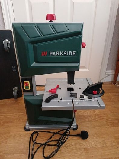 Parkside bandsaw.
