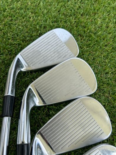 Taylormade R11 irons 2 inch longer