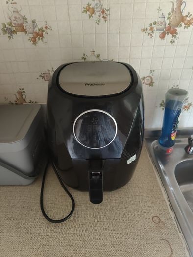 Probreeze air fryer